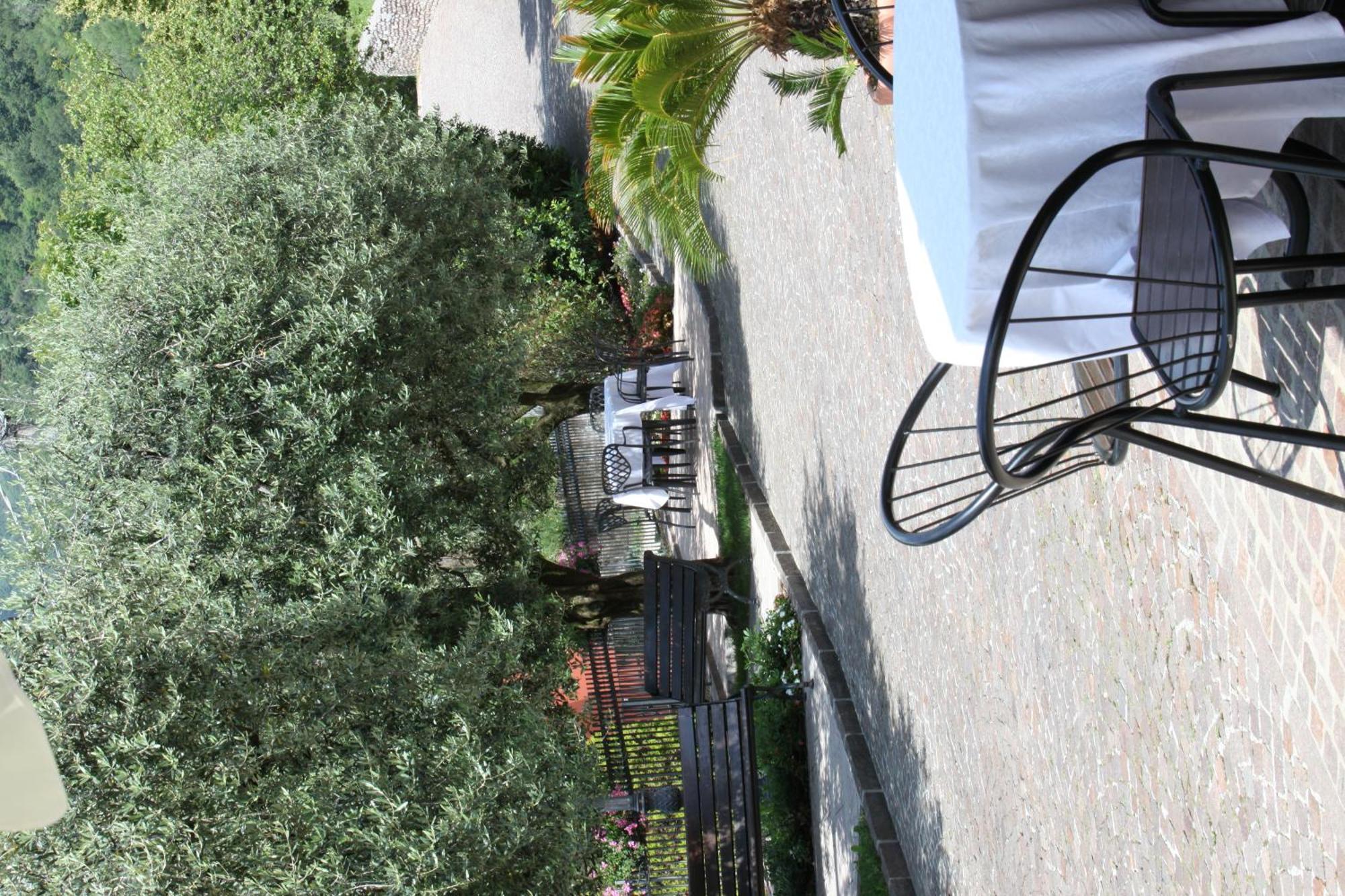 Hotel Ristorante La Rosina มารอสติกา ภายนอก รูปภาพ