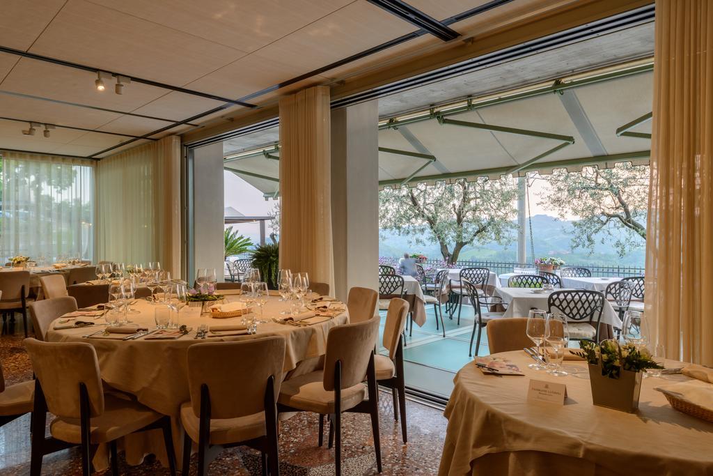 Hotel Ristorante La Rosina มารอสติกา ภายนอก รูปภาพ