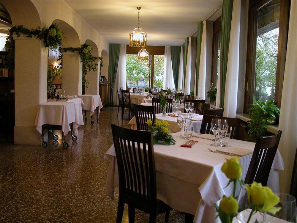 Hotel Ristorante La Rosina มารอสติกา ภายนอก รูปภาพ