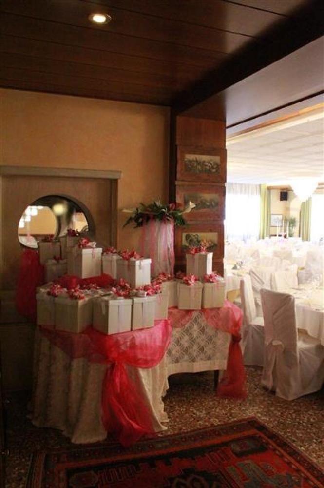 Hotel Ristorante La Rosina มารอสติกา ภายนอก รูปภาพ